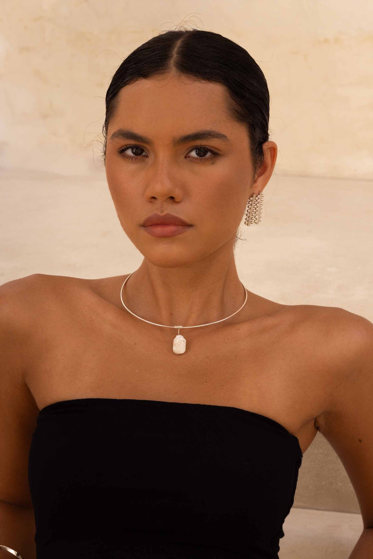Laut Necklace