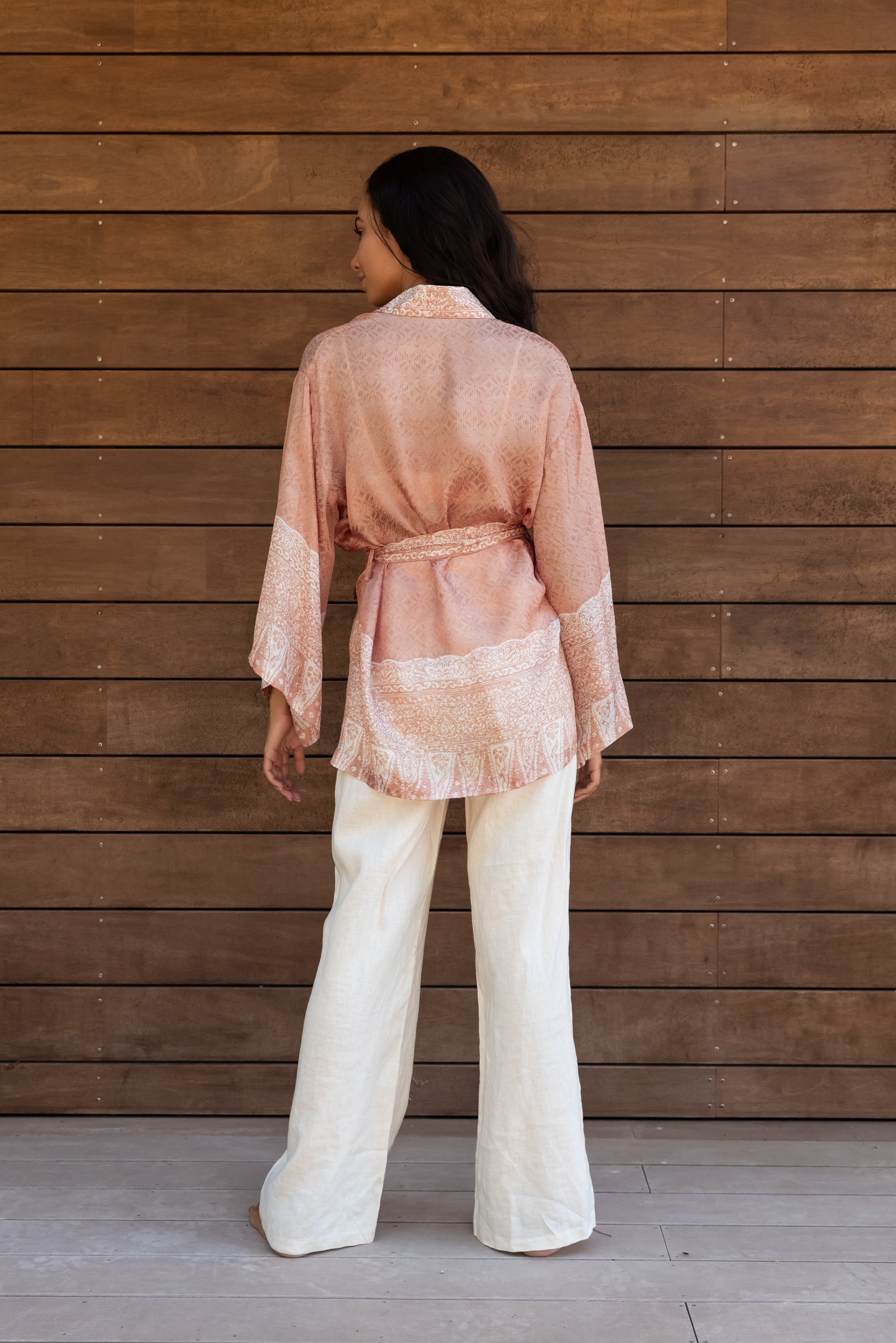 Melati Kimono Pendek