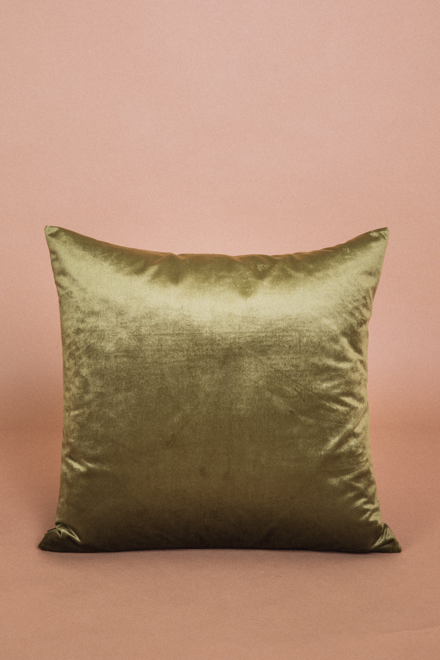 Danar Hadi Hijau Pillow 01