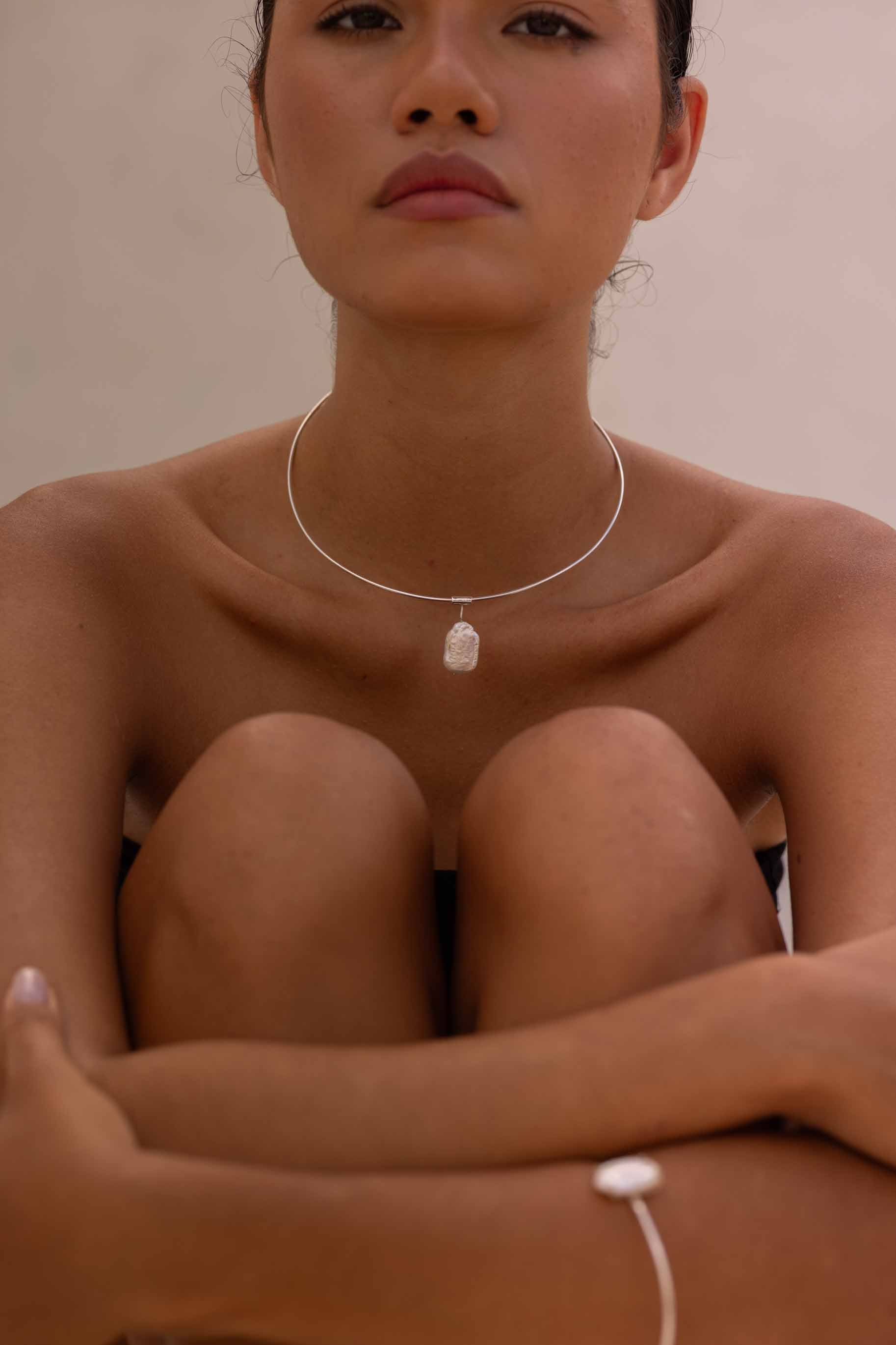 Laut Necklace