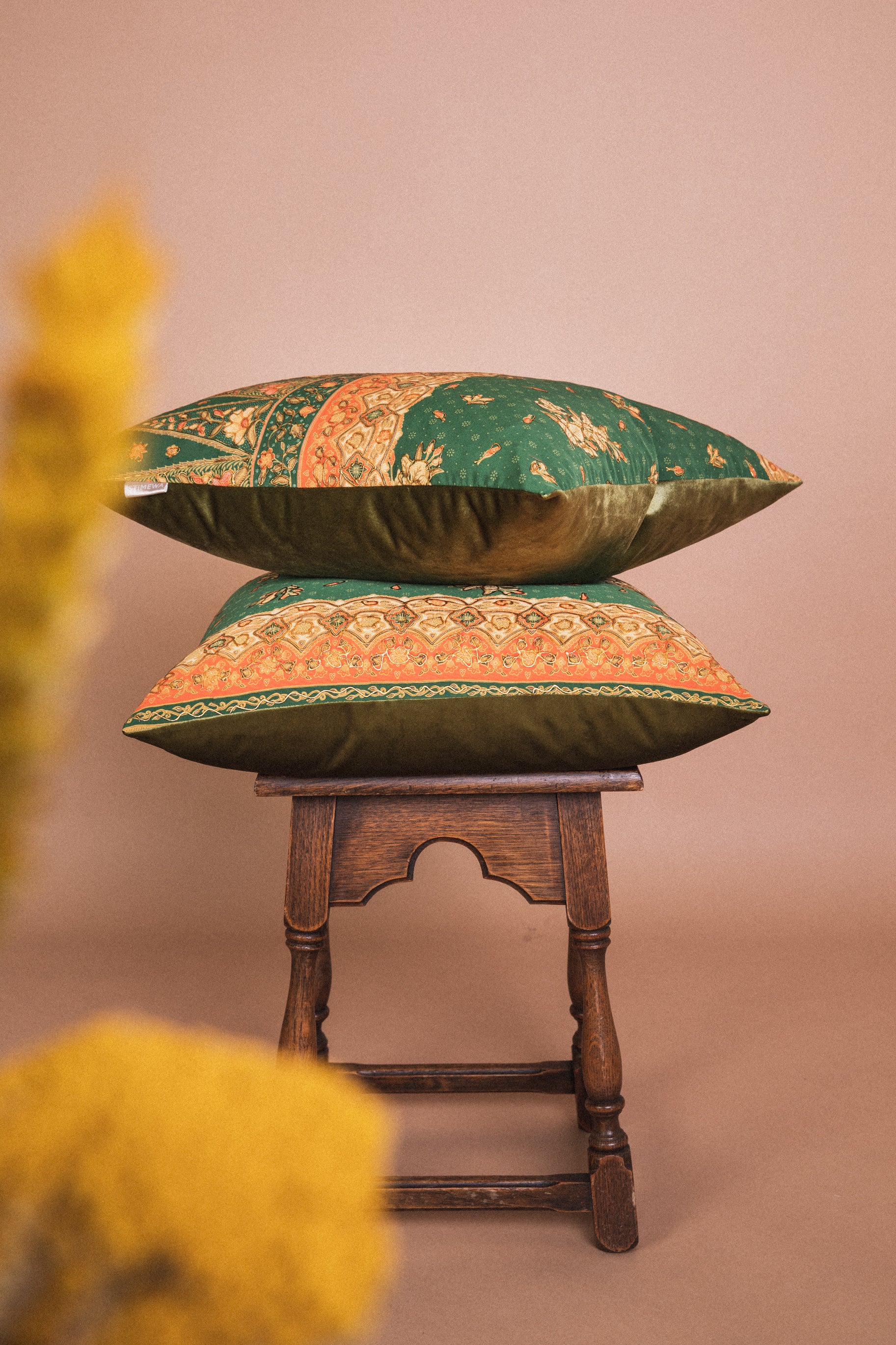 Danar Hadi Hijau Pillow 01
