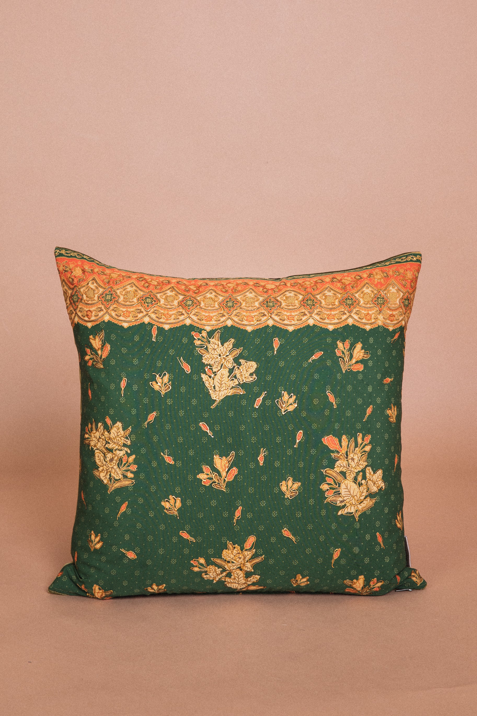 Danar Hadi Hijau Pillow 01